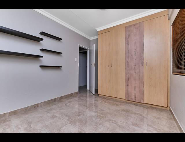 2 BEDROOM TOWNHOUSE FOR SALE IN RUIMSIG